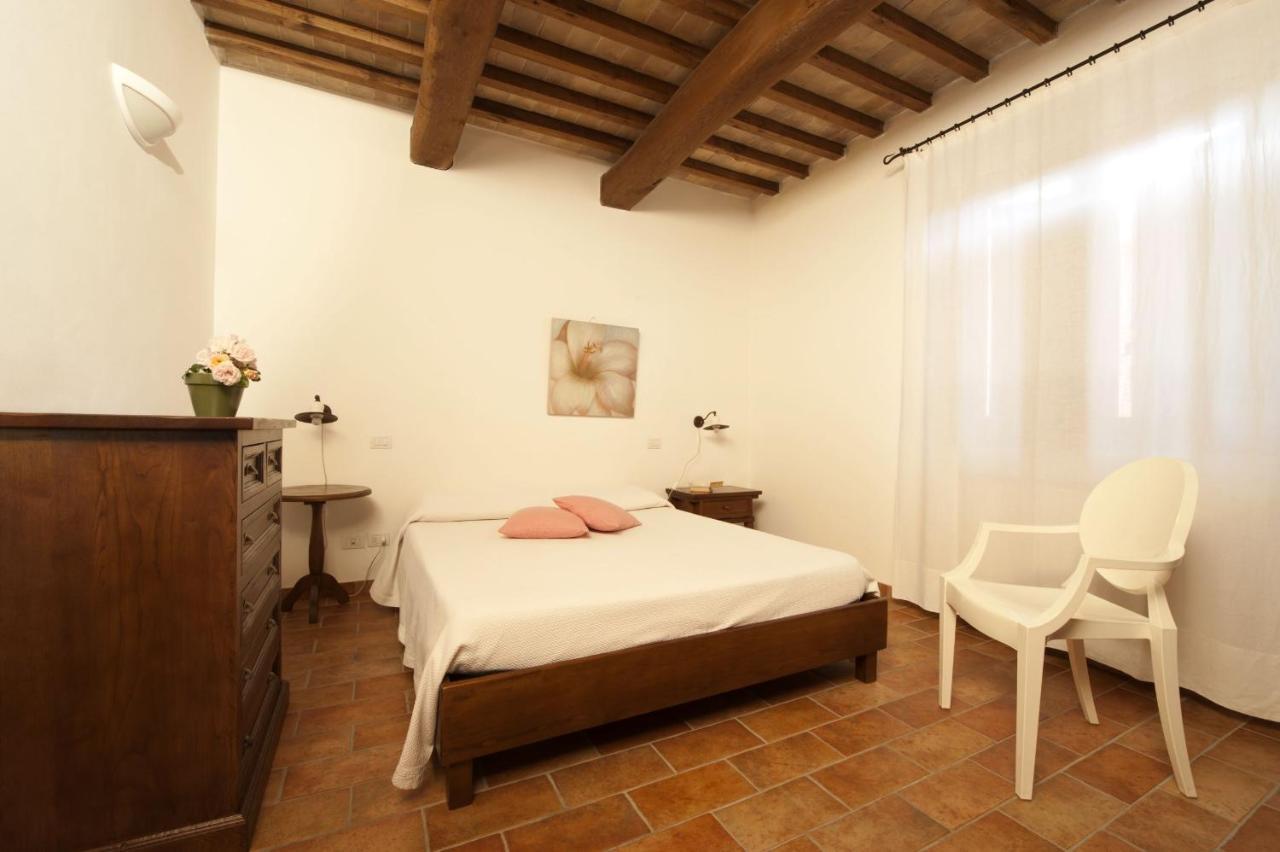 Agriturismo Casale Le Selvette Ripa Екстер'єр фото